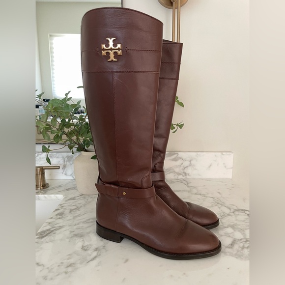 Sold - Picture 1 of 12